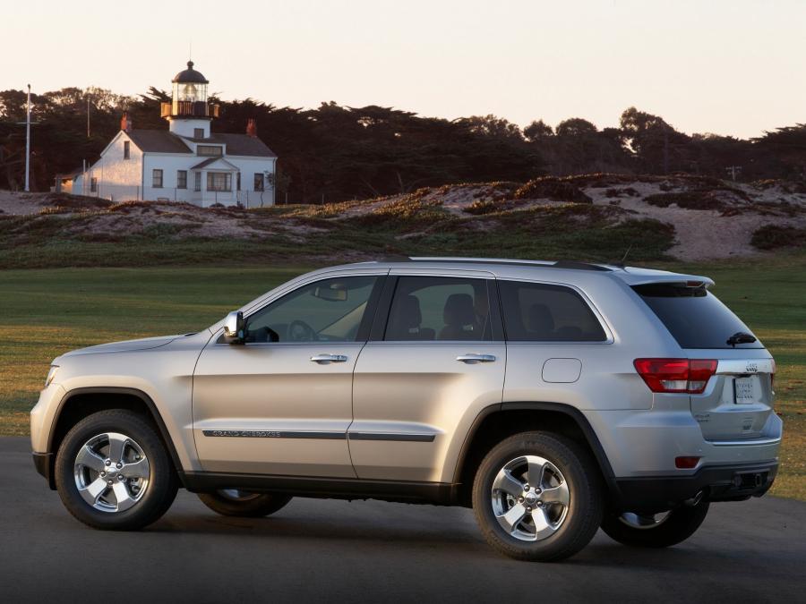  Jeep Grand Cherokee 2010 года  (фото 15 из 20)